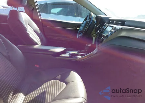 2019 Toyota Camry Se z USA, uszkodzony, nr VIN 4T1B11HK4KU808554